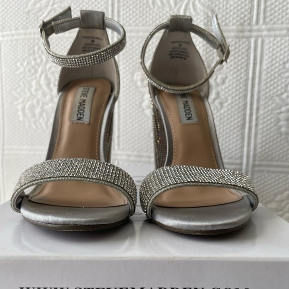Steve Madden Carson-R Crystal Rhinestone Ankle Strap Open Toe Heels Silver 6 - Picture 4 of 13